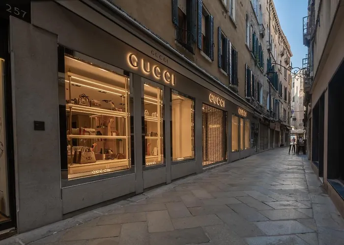 San Marco Boutique R&R